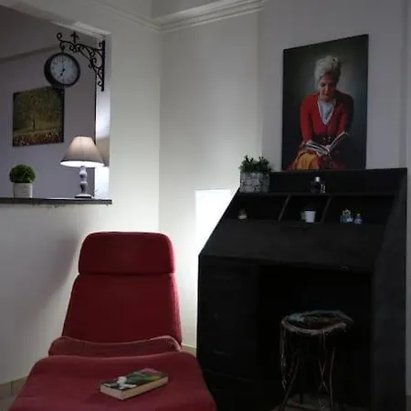 Family Maisonette Holiday home *
