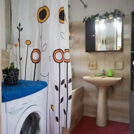 Family Maisonette Holiday home *